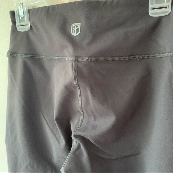 Born Primitive | Leggings | Retired - Picture 4 of 7